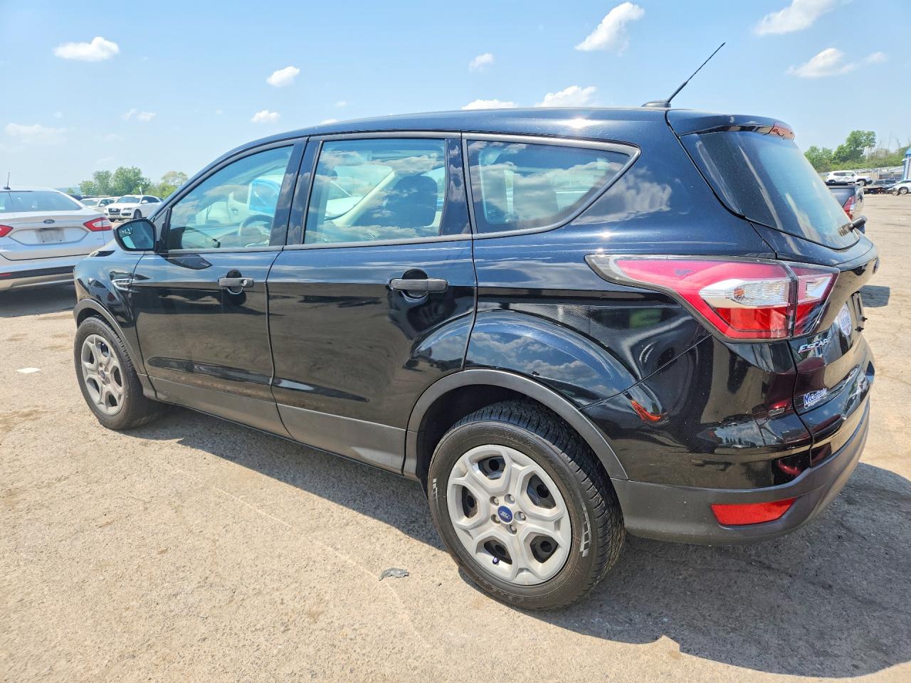 Ford Escape S