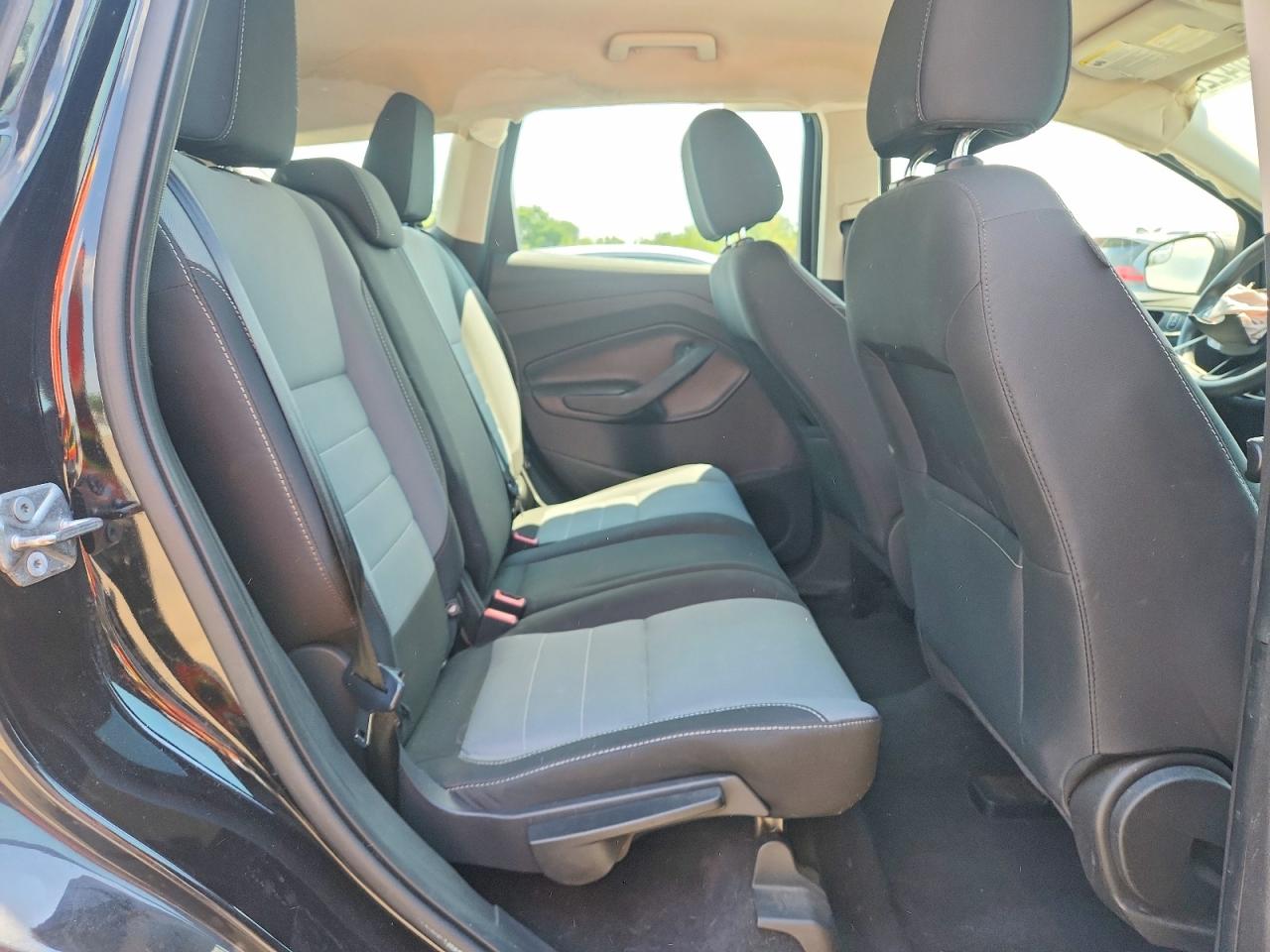 Ford Escape S