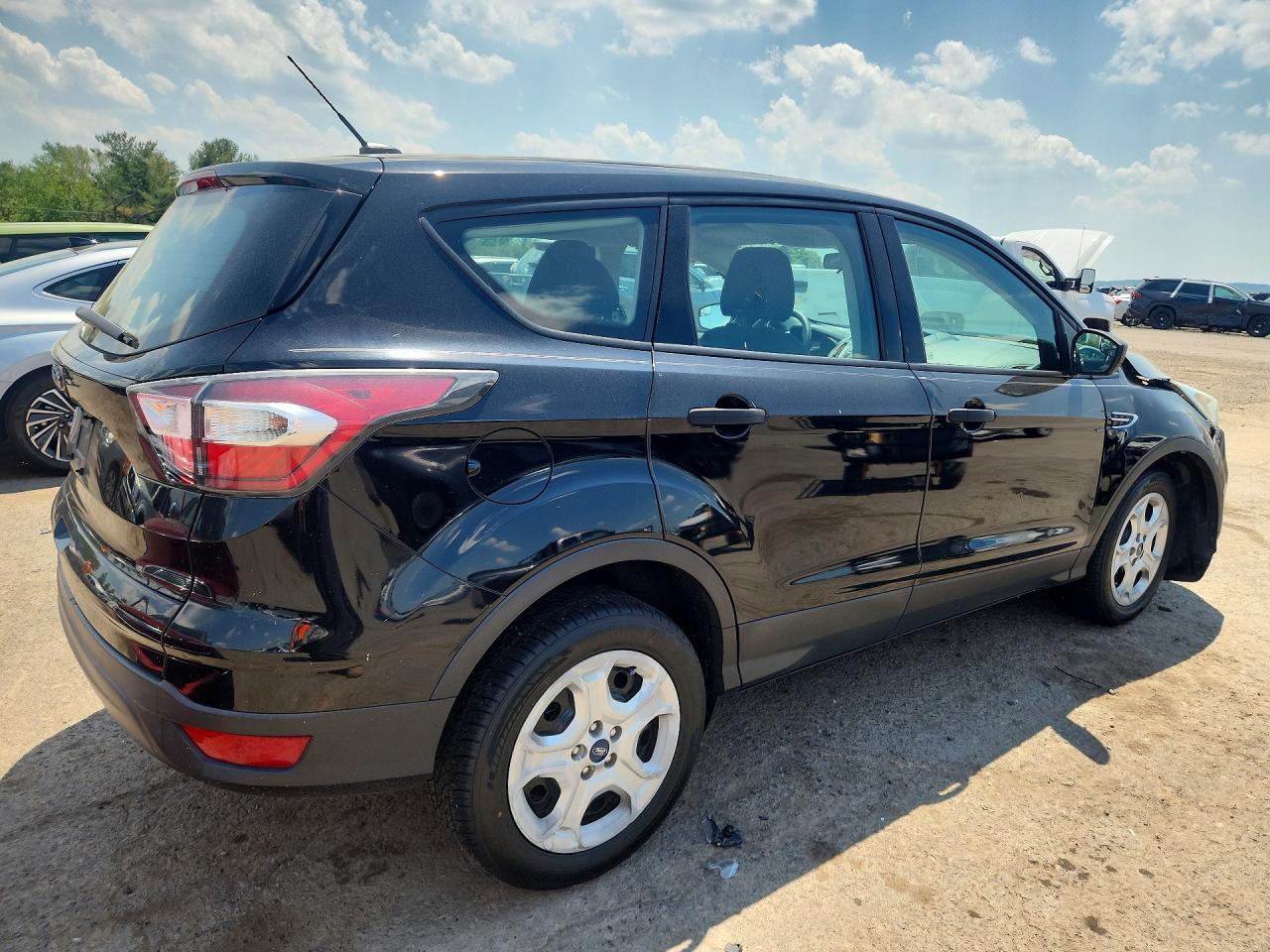 Ford Escape S