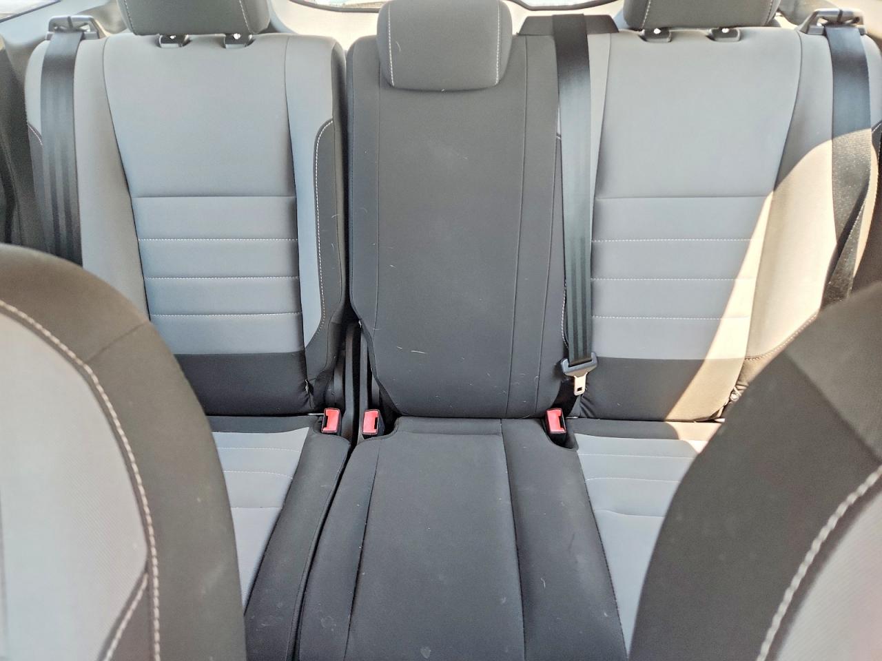 Ford Escape S