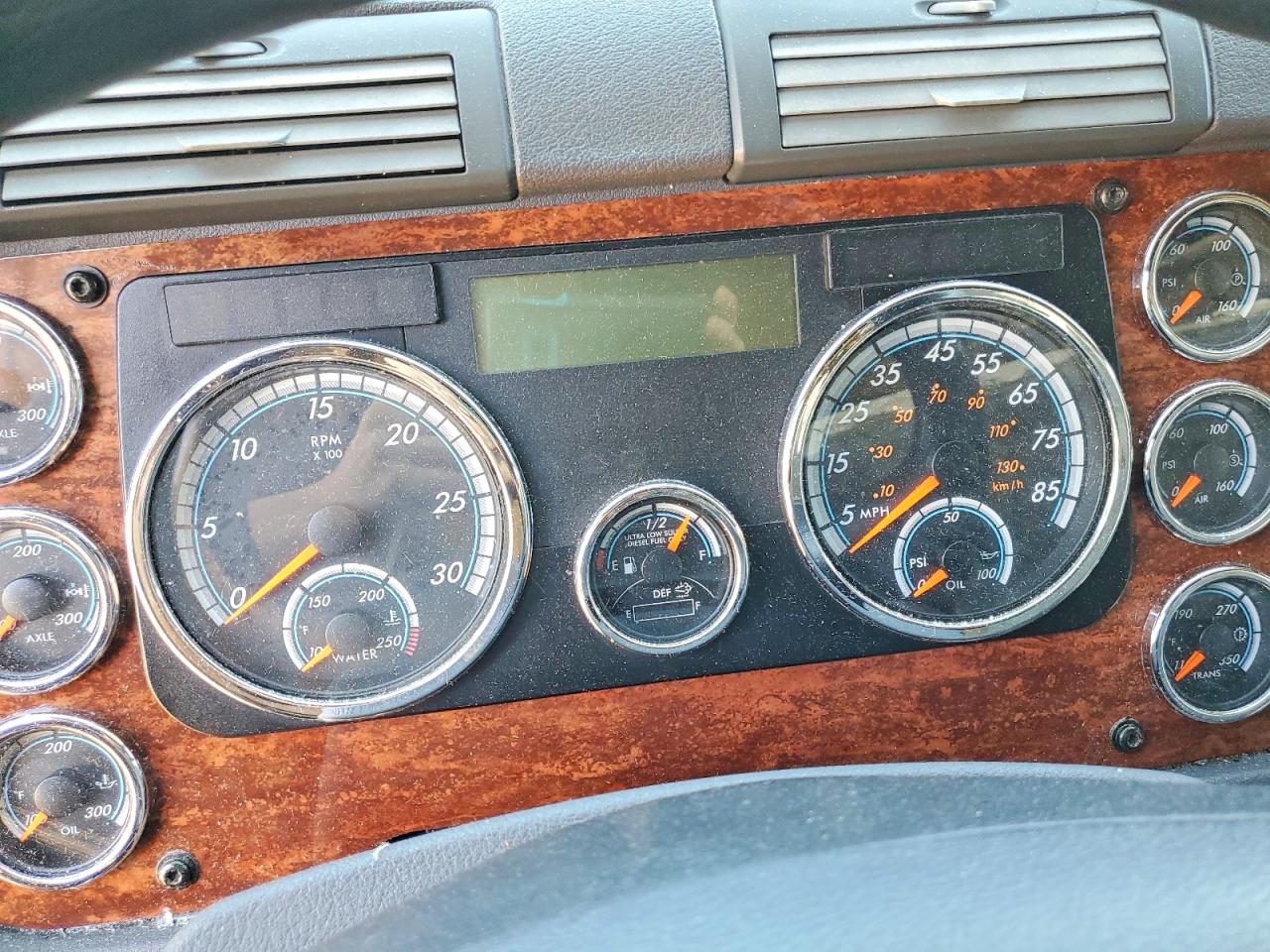 Freightliner Cascadia 125