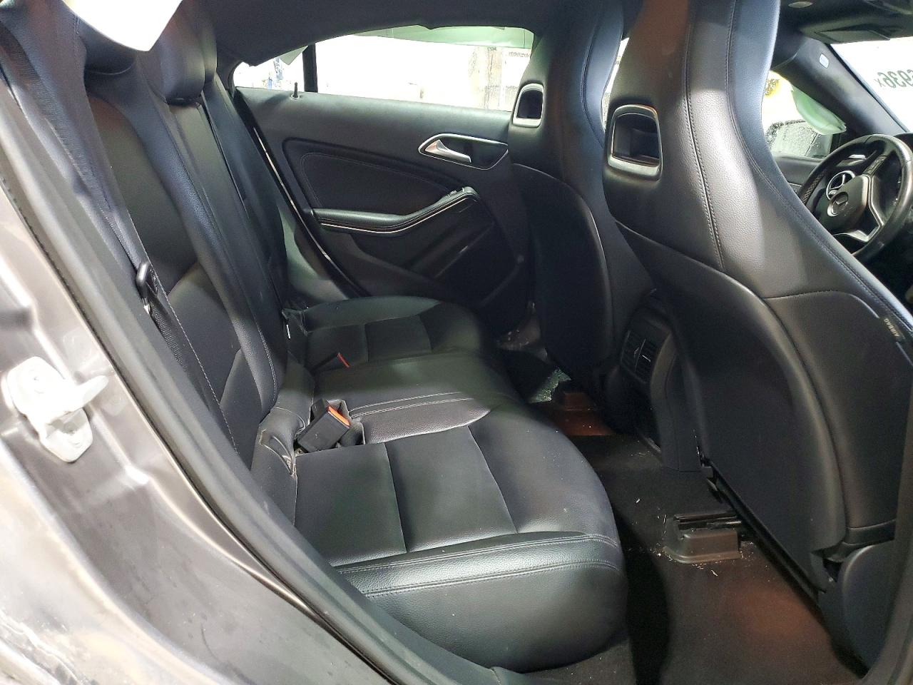 Mercedes-Benz Cla-class 250 4matic