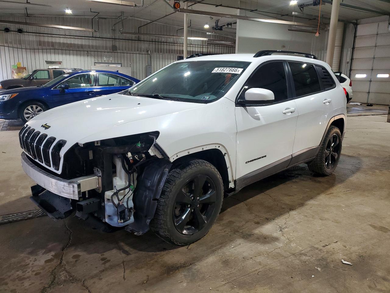 Salvage Jeep Cherokee Image