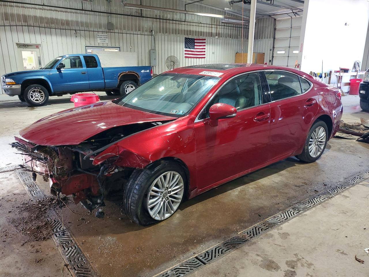 Salvage Lexus Es Image