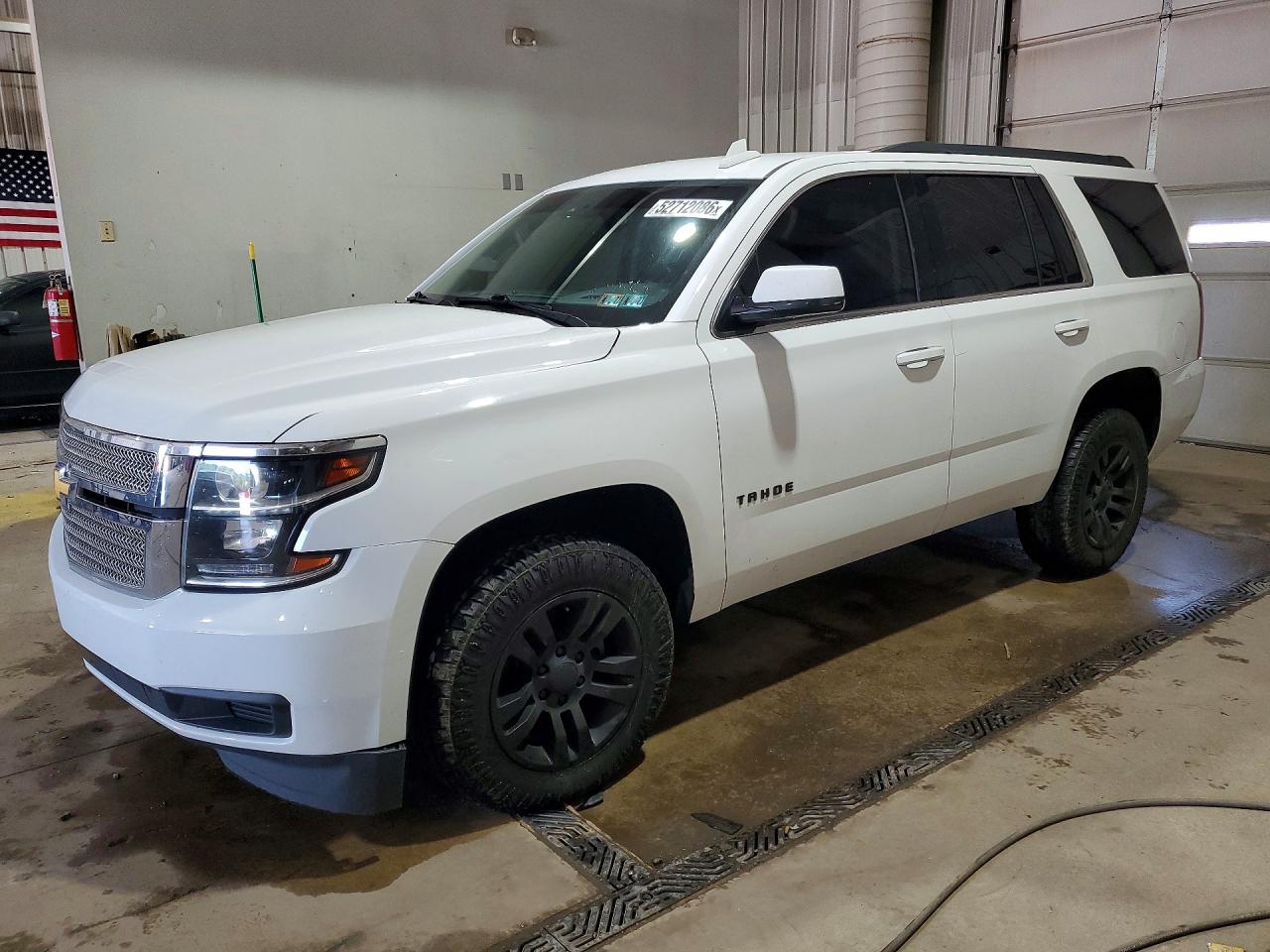 Salvage Chevrolet Tahoe Image