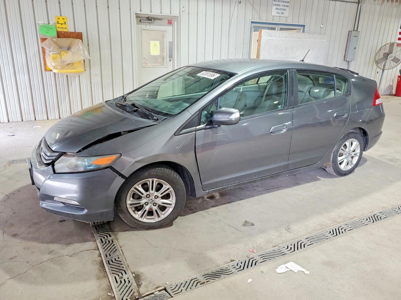 Salvage Honda Insight Image