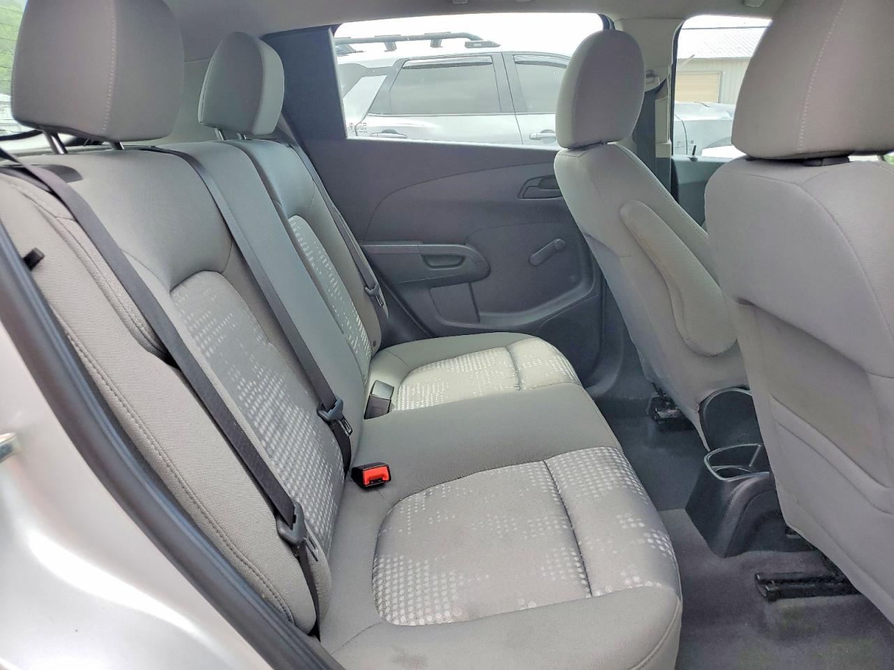 Chevrolet Sonic Ls