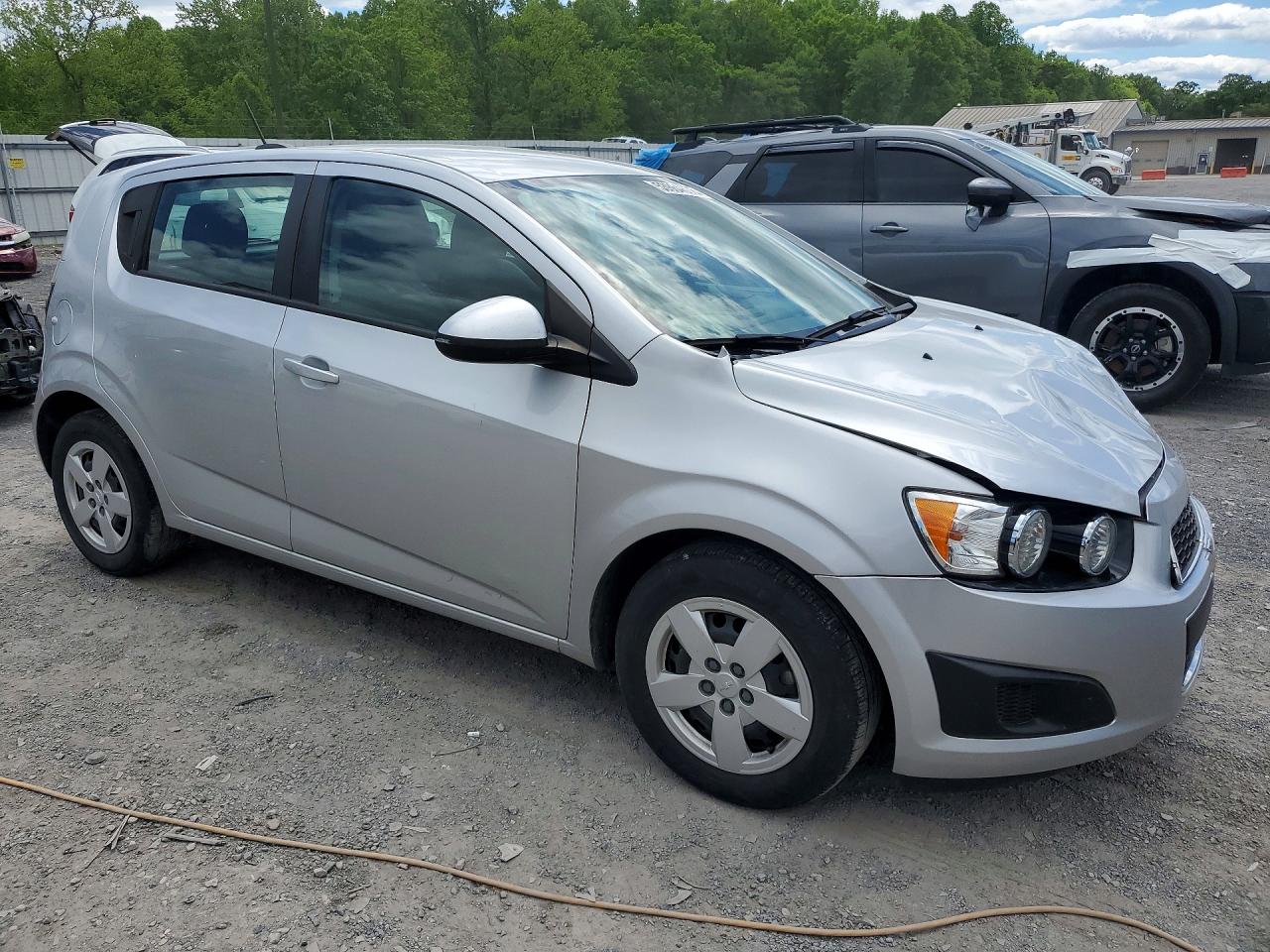 Chevrolet Sonic Ls