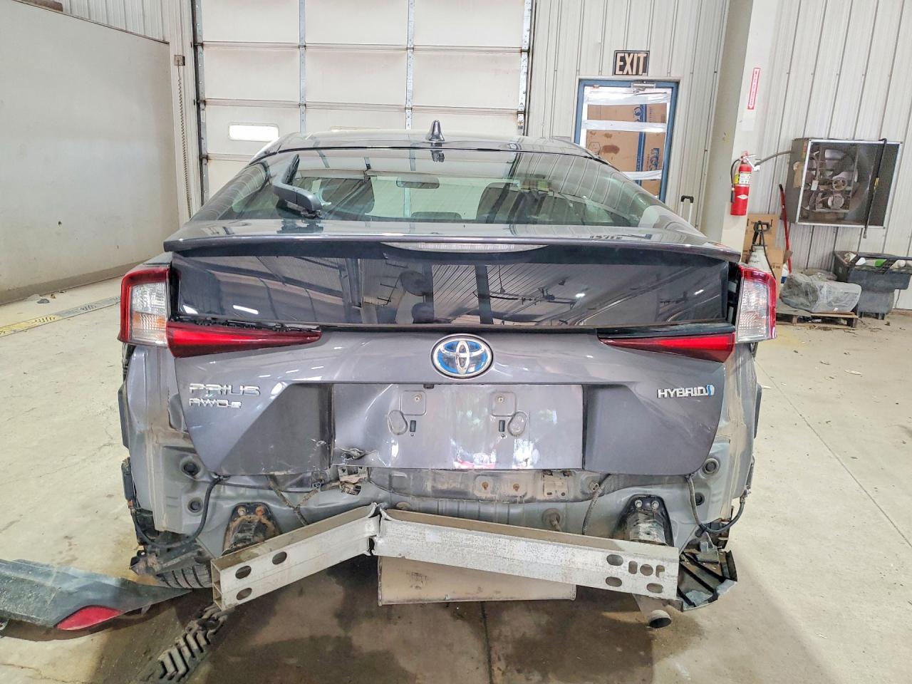 Toyota Prius Le Awd-e