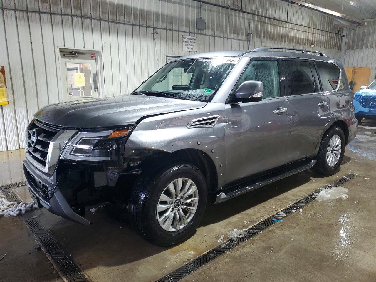 Salvage Nissan Armada Image