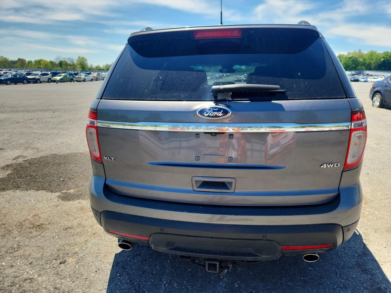 Ford Explorer Xlt