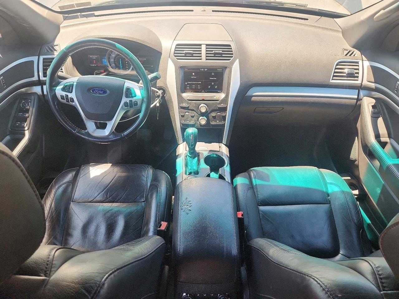 Ford Explorer Xlt