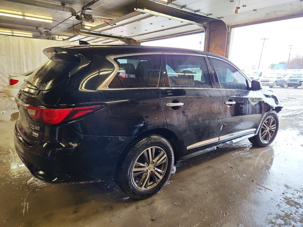 INFINITI Qx Pure
