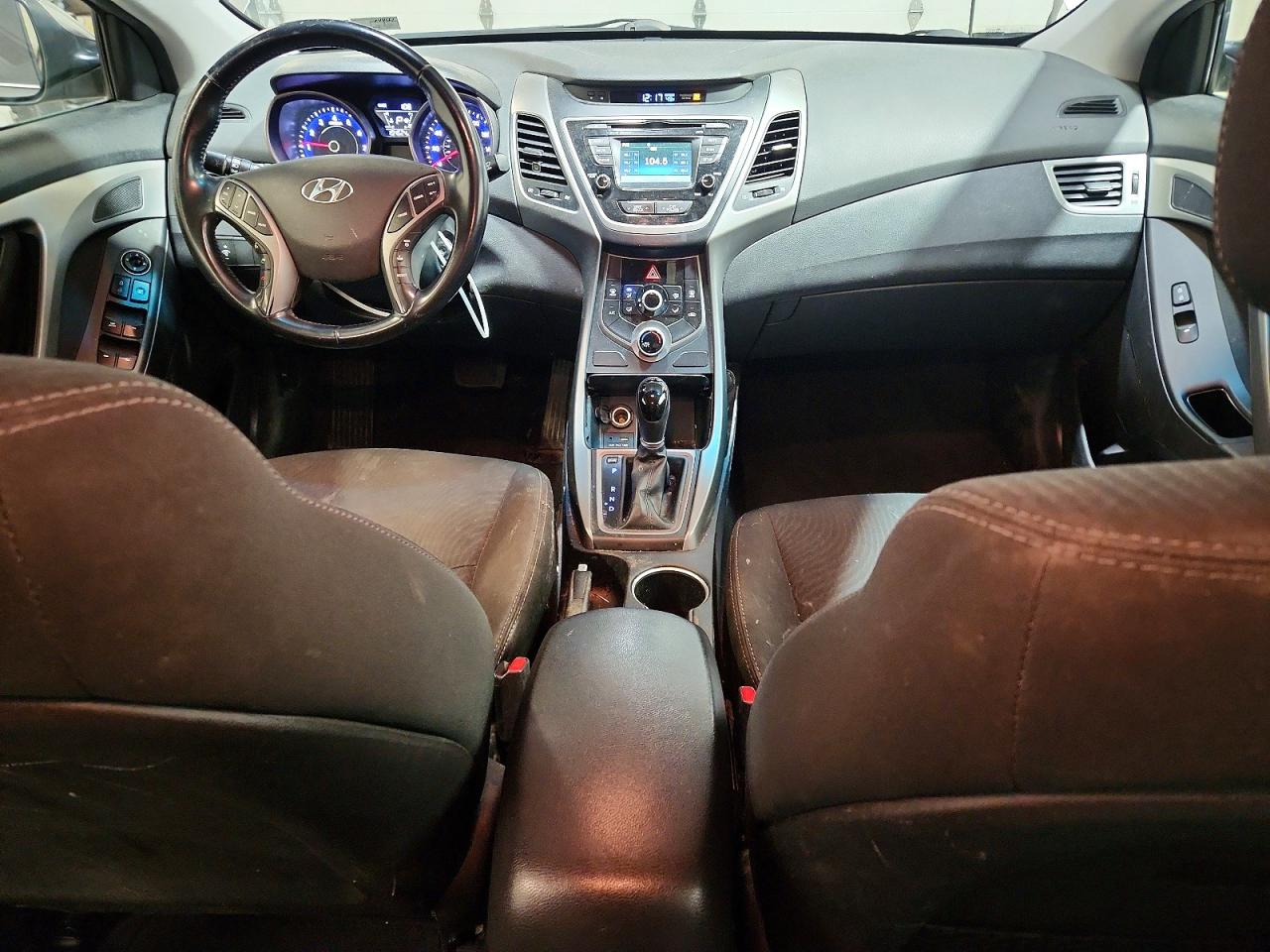 Hyundai ELANTRA Se