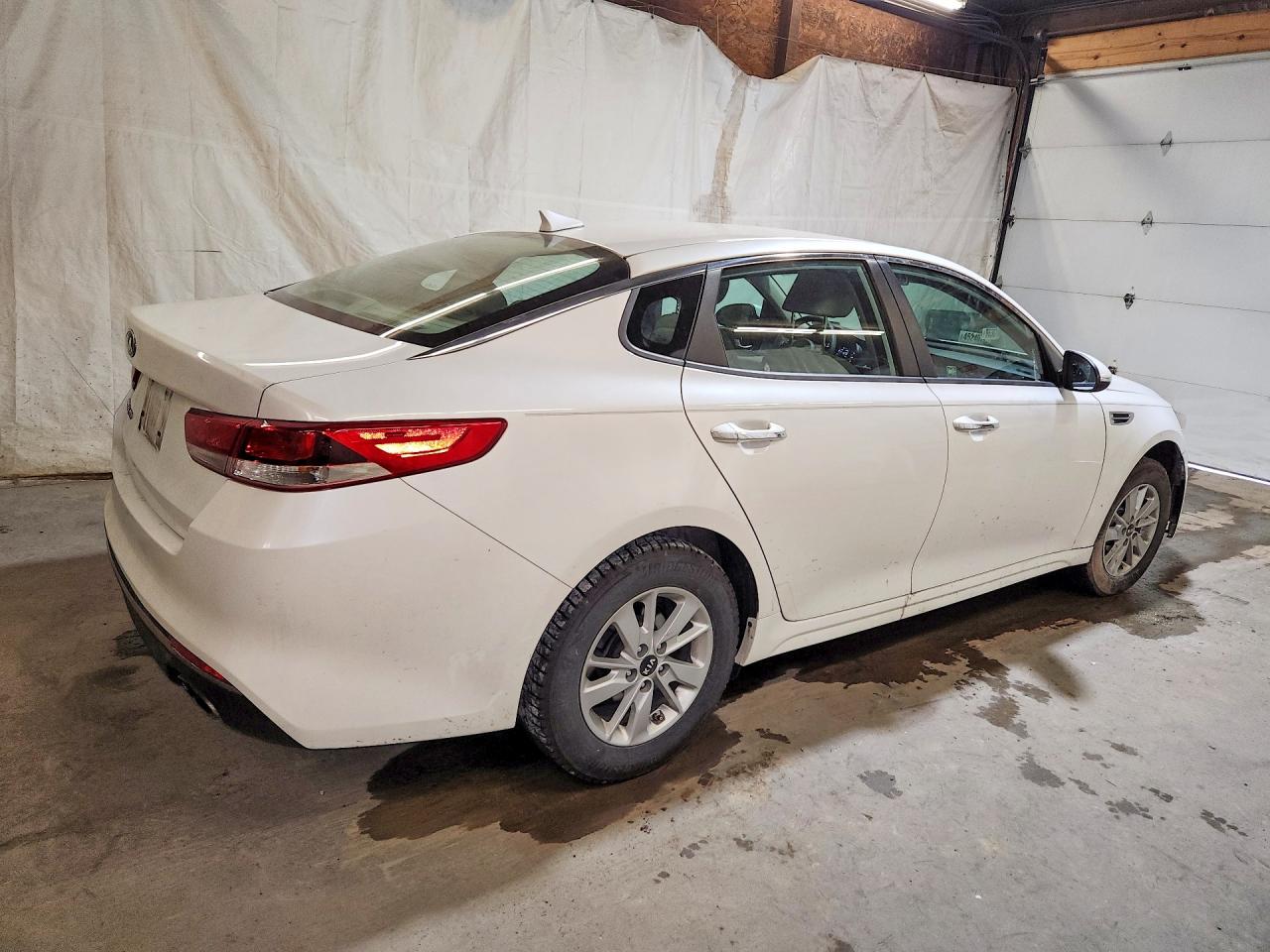 Kia Optima Lx