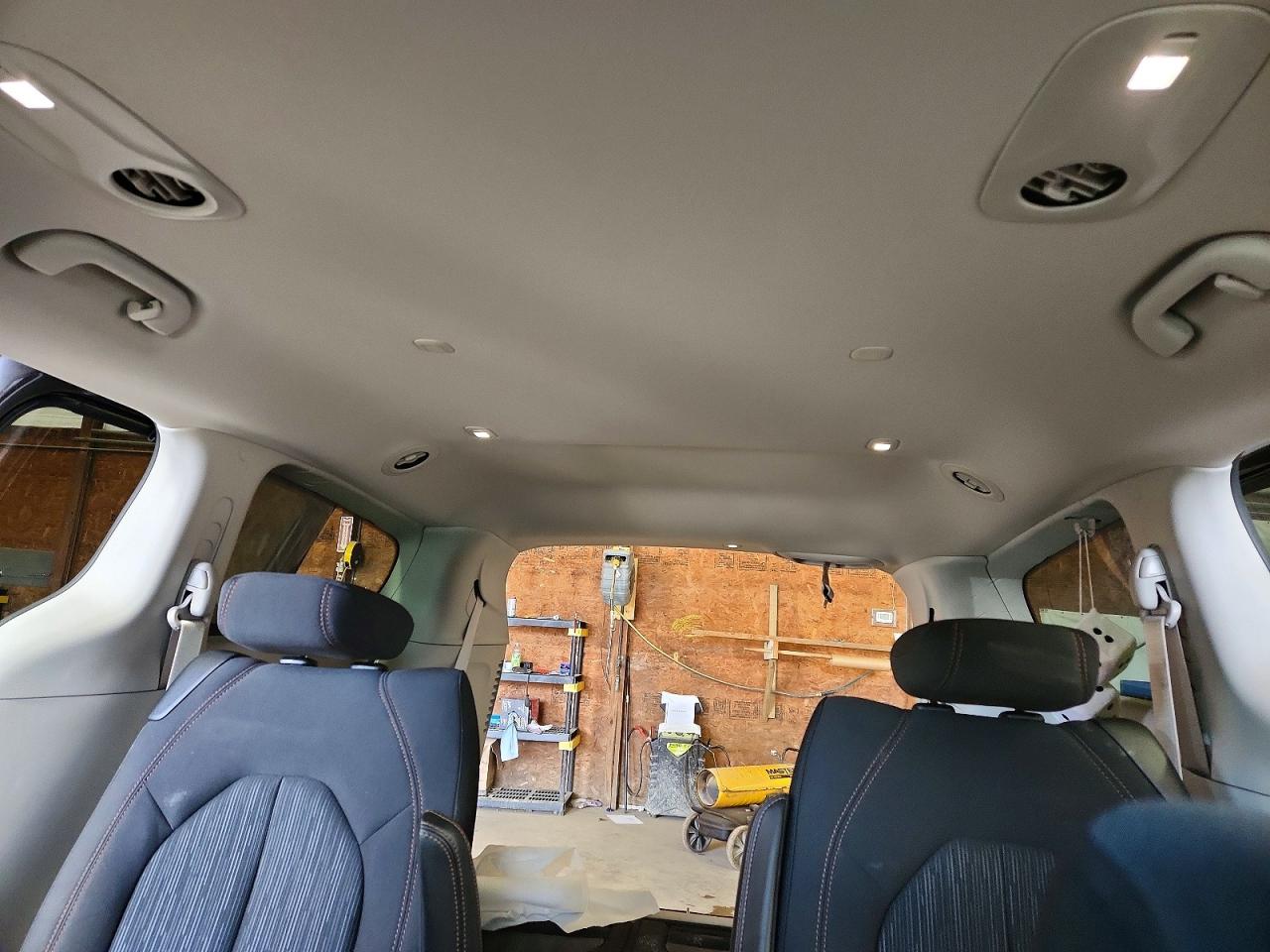Chrysler Pacifica Touring