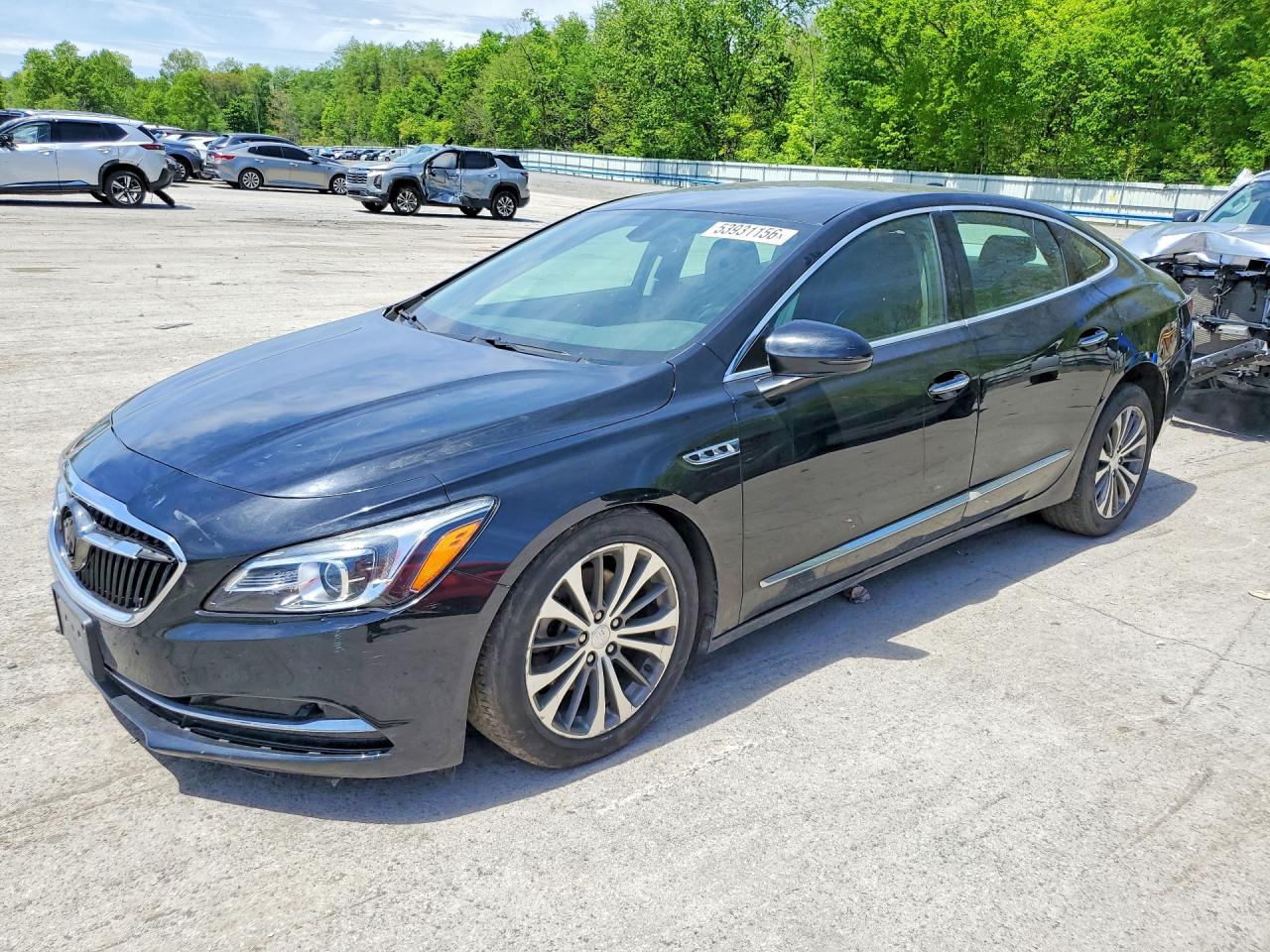 Salvage Buick LaCrosse Image