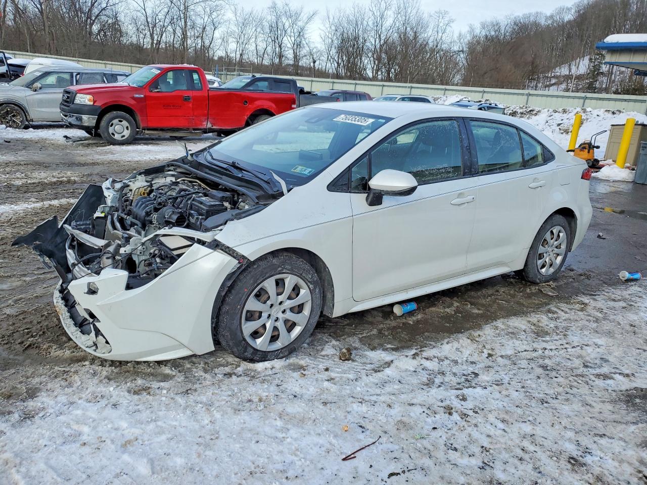 Salvage Toyota Corolla Image