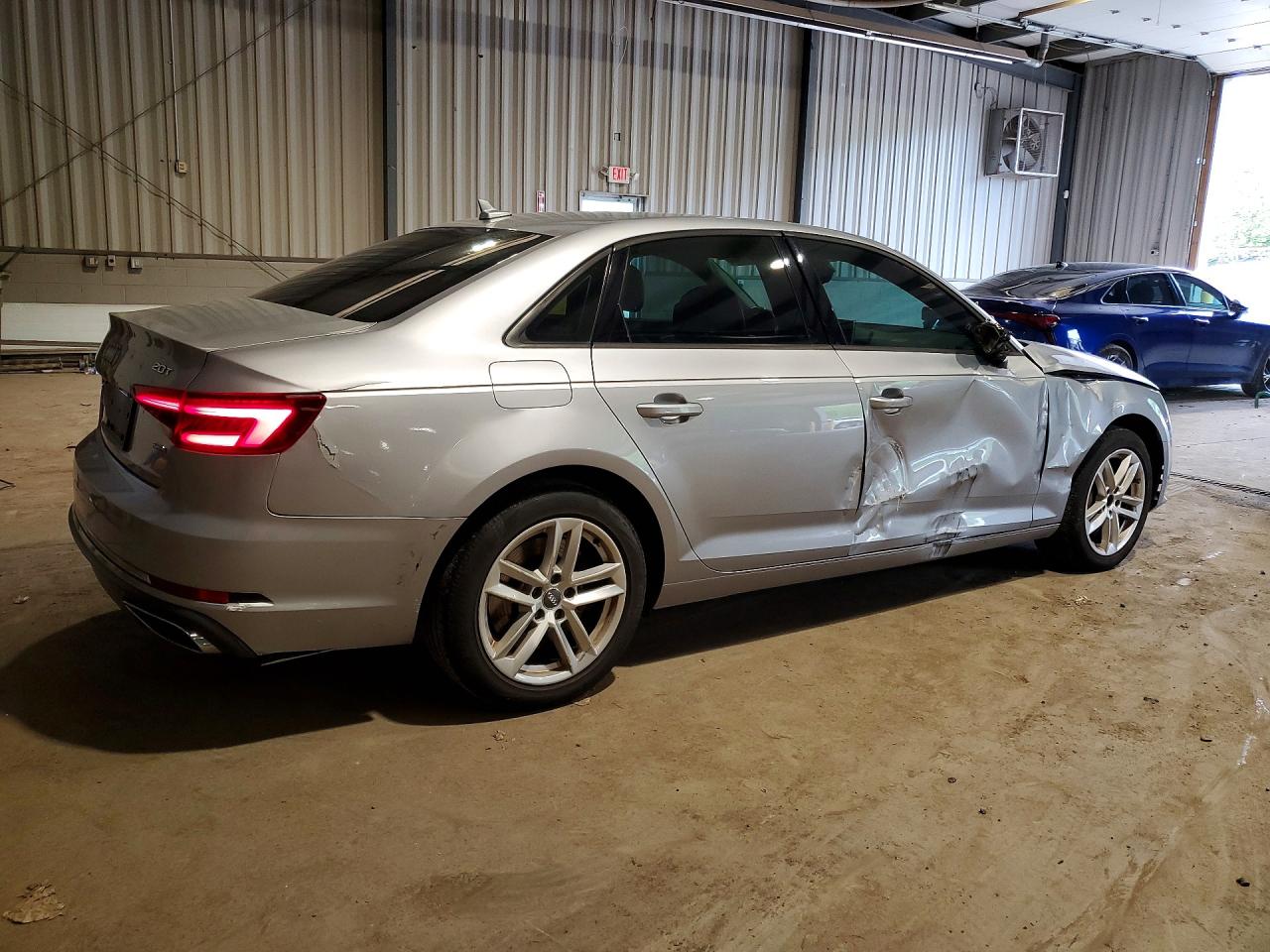 Audi A4 Premium