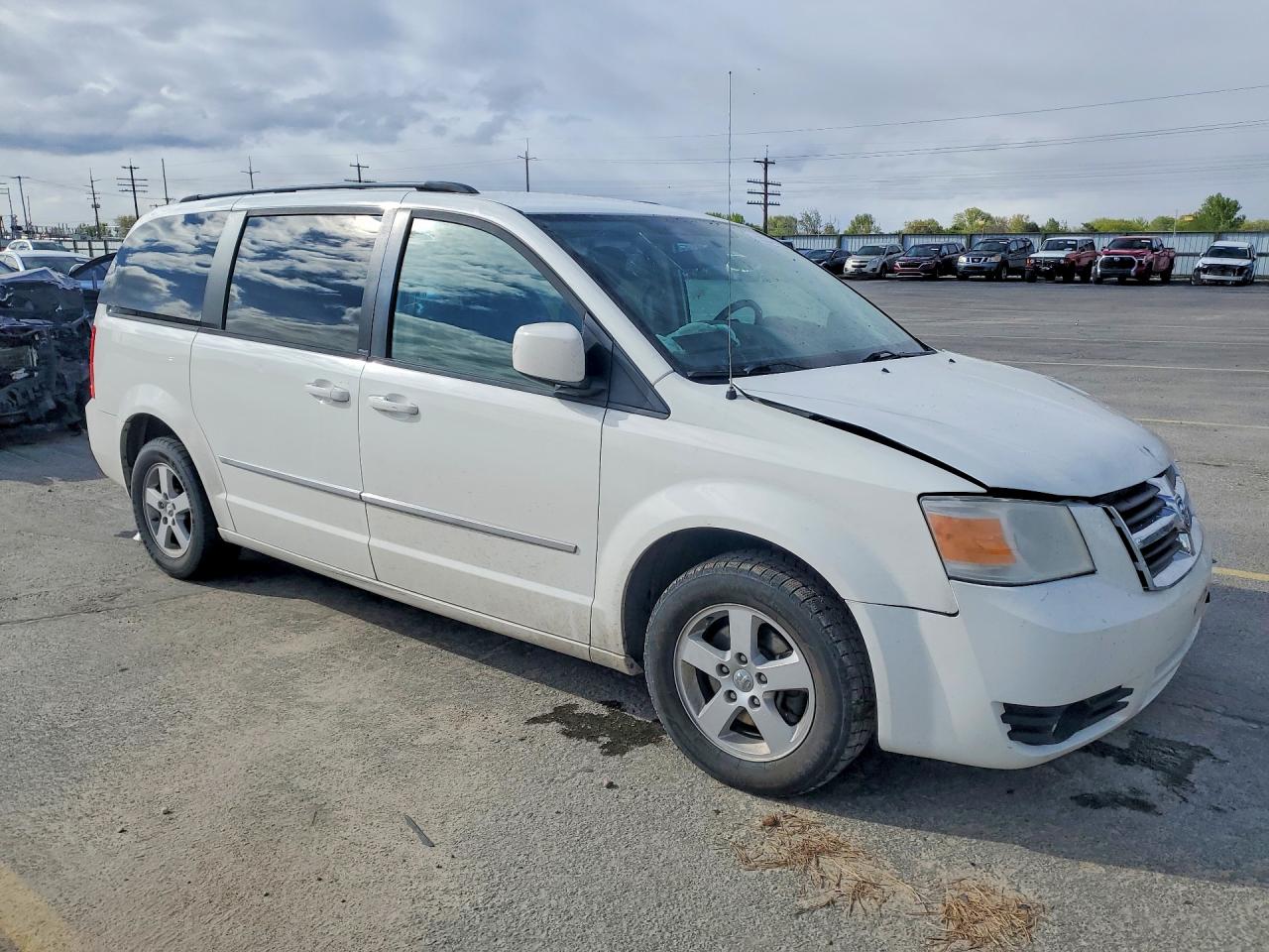 Dodge Caravan Sxt