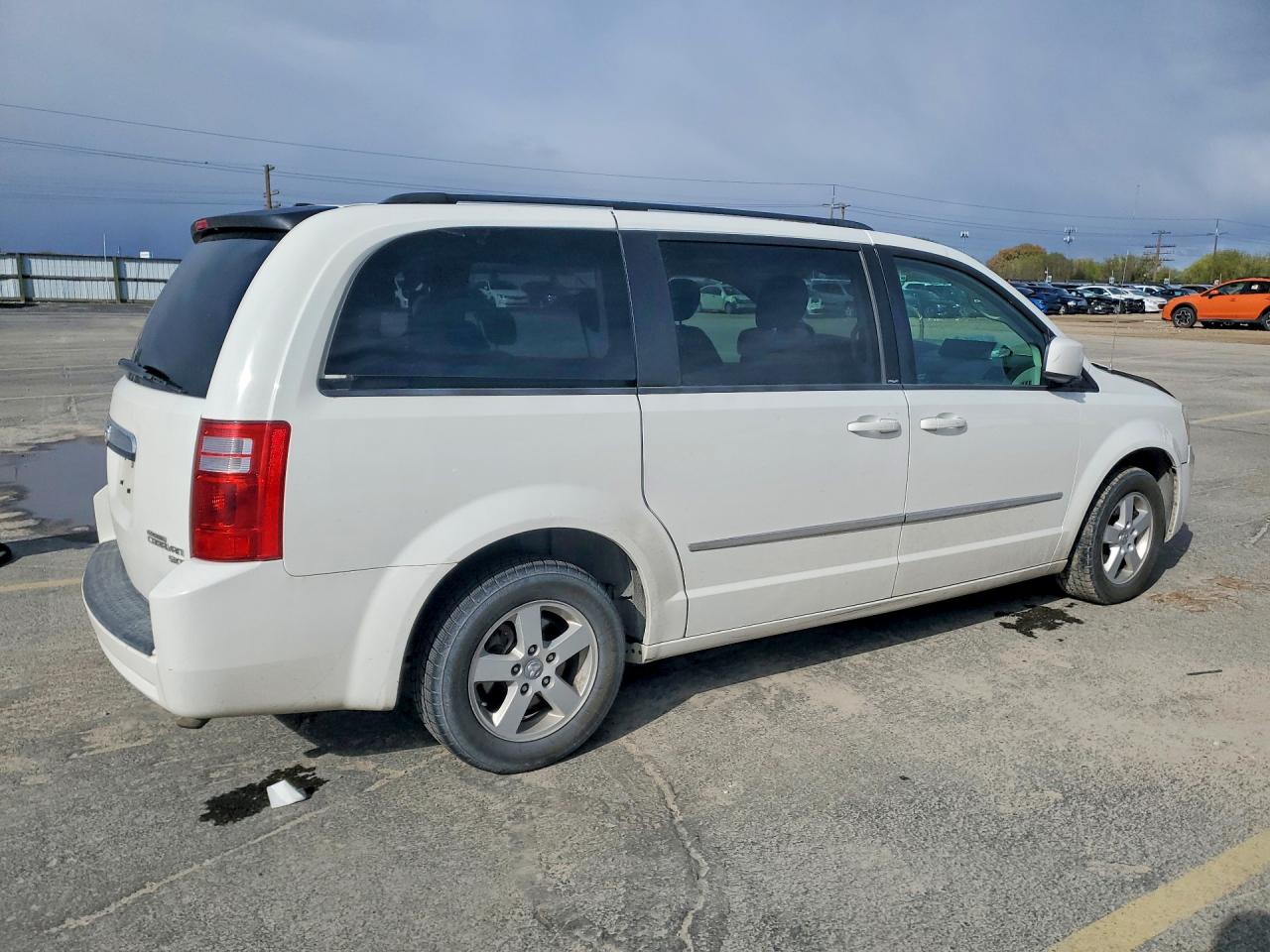 Dodge Caravan Sxt