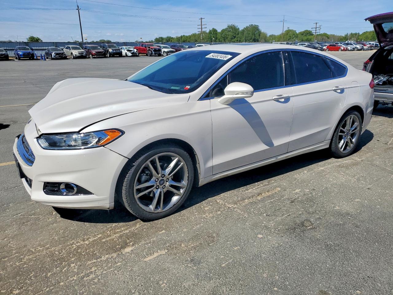 Salvage Ford Fusion Image