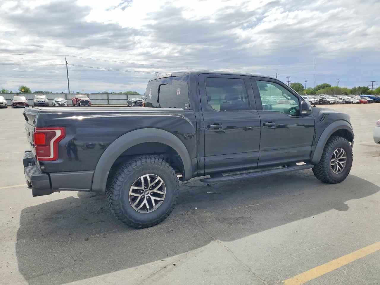 Ford F-150 Raptor