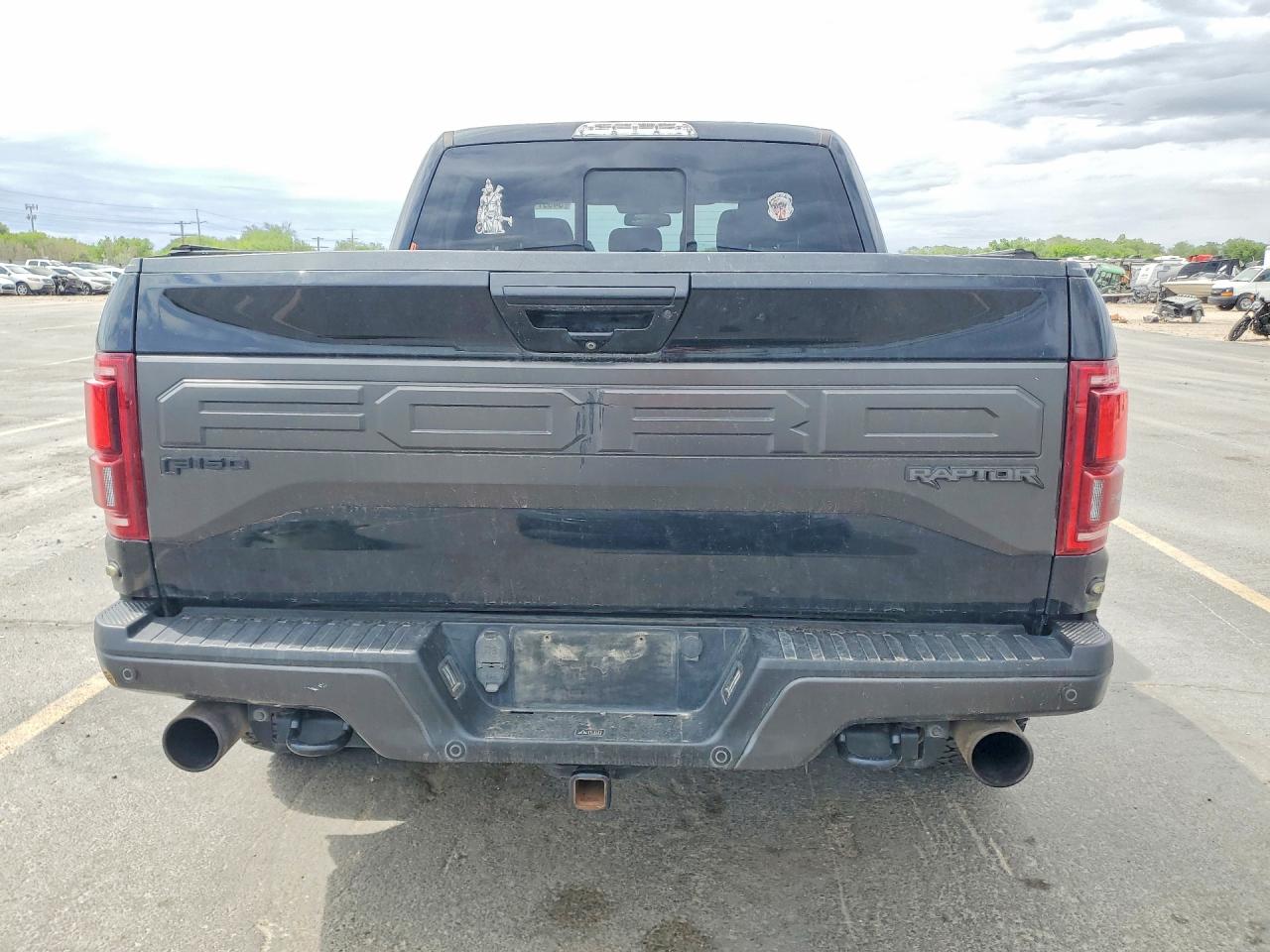 Ford F-150 Raptor