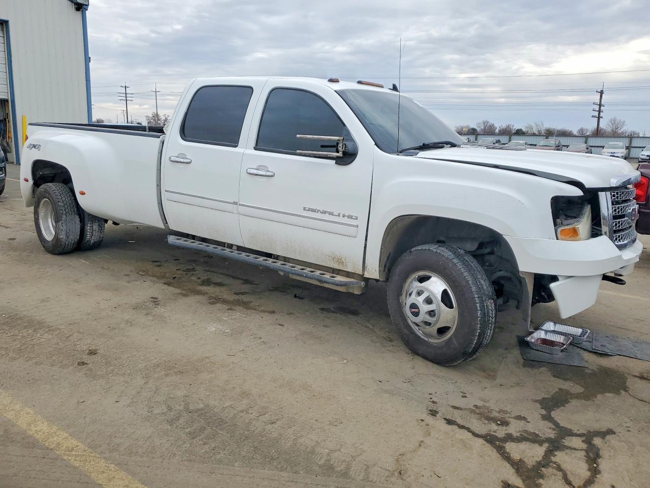 GMC Sierra K3500 Denali