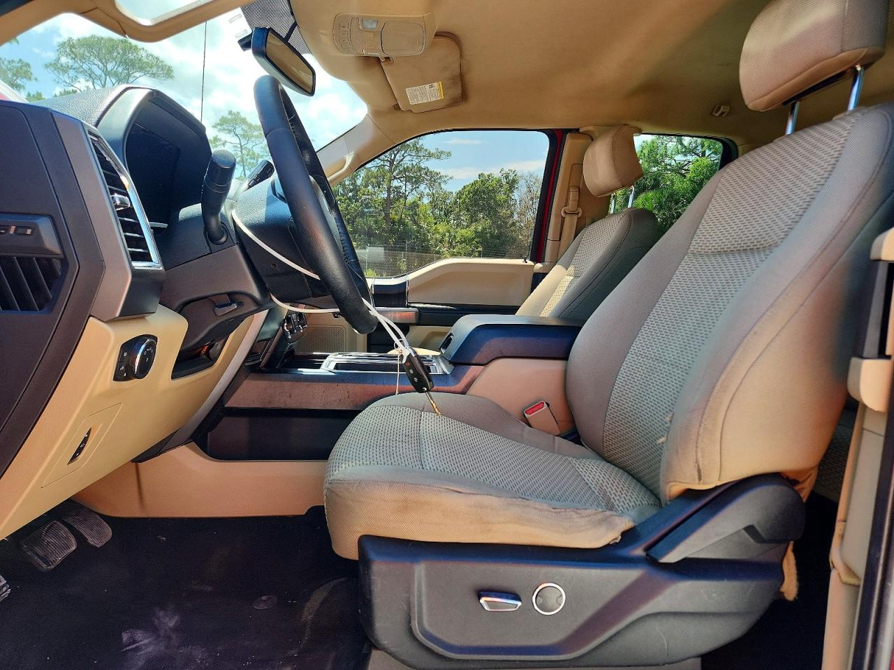 Ford F-150 Super Cab