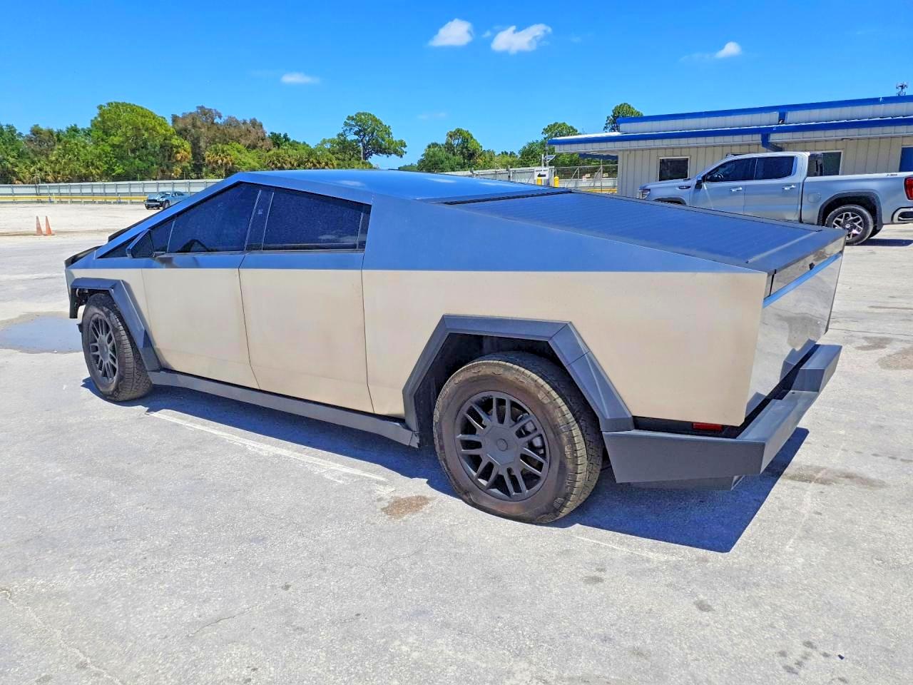 Tesla Cybertruck