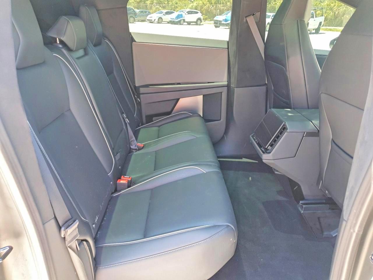 Tesla Cybertruck