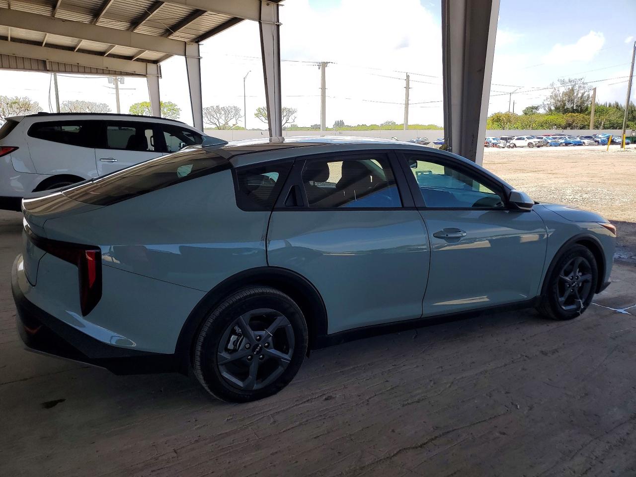 Kia K4 Lxs