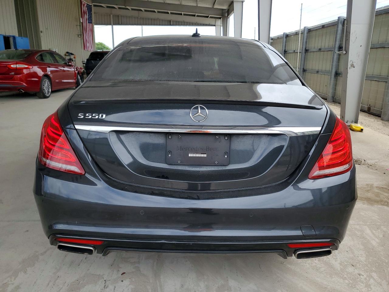 Mercedes-Benz S-Class 550