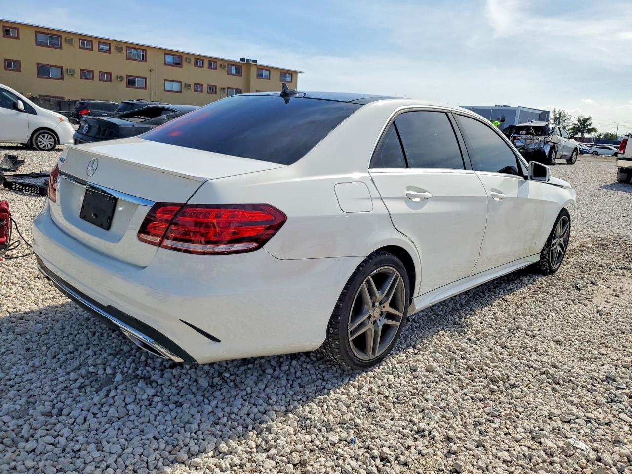 Mercedes-Benz E-Class 350