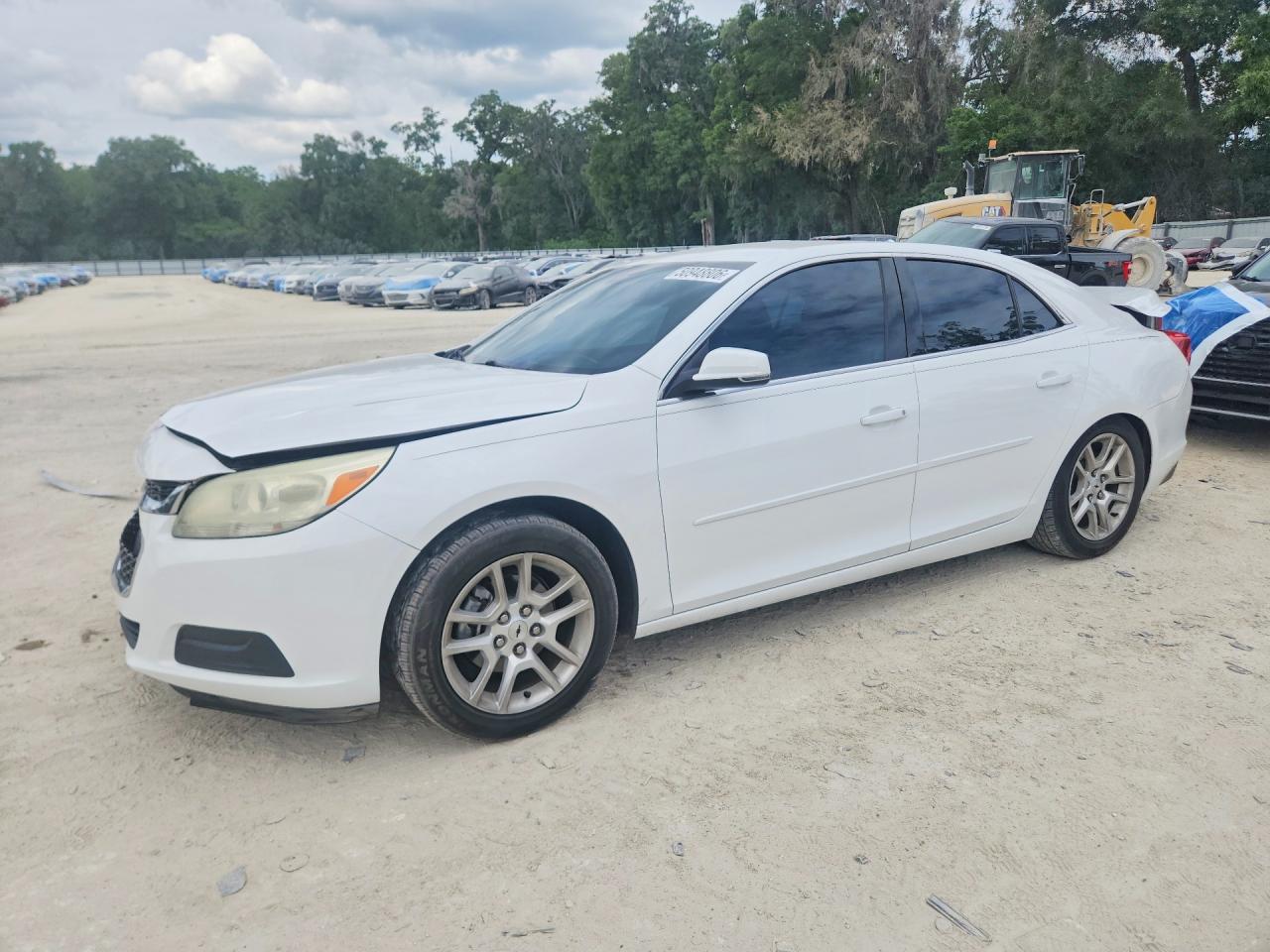 Salvage Chevrolet Malibu Image