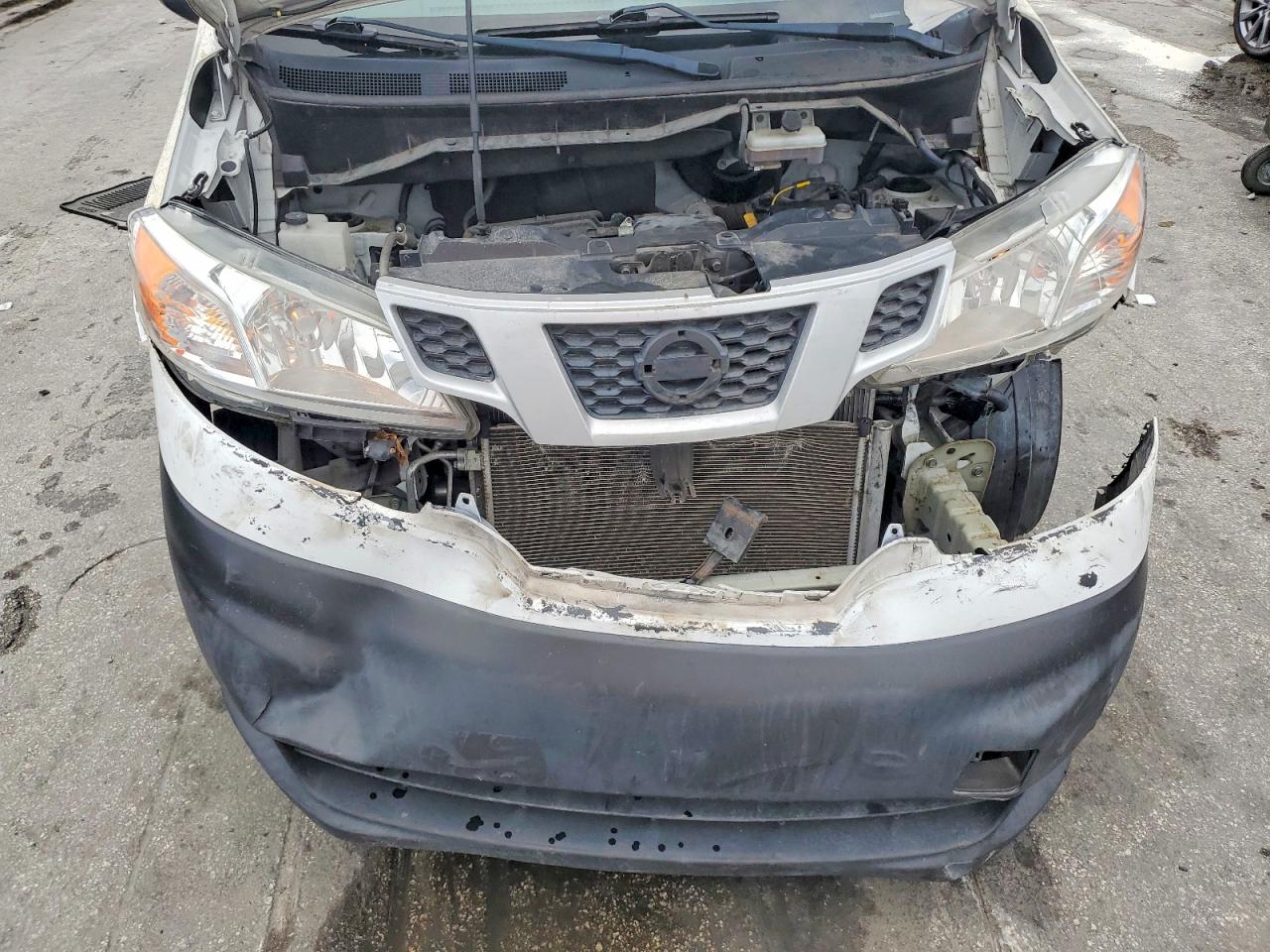 Nissan Nv S