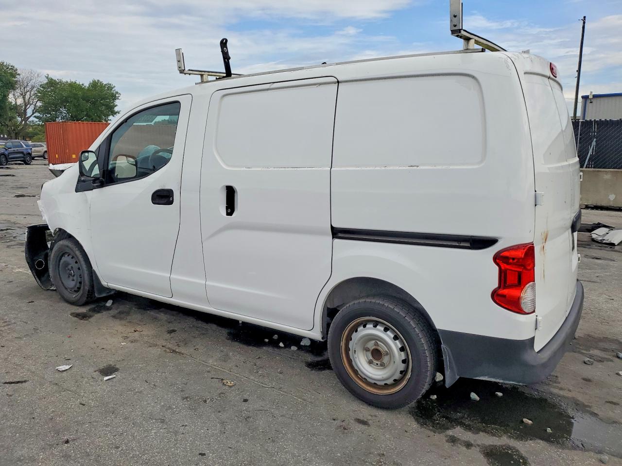 Nissan Nv S