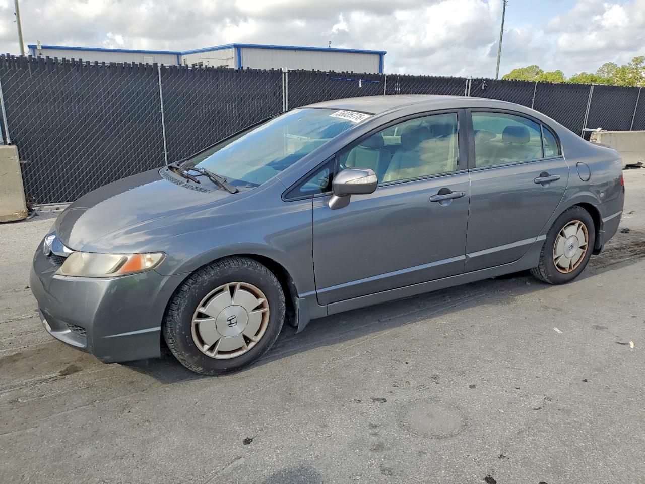 Salvage Honda Civic Image