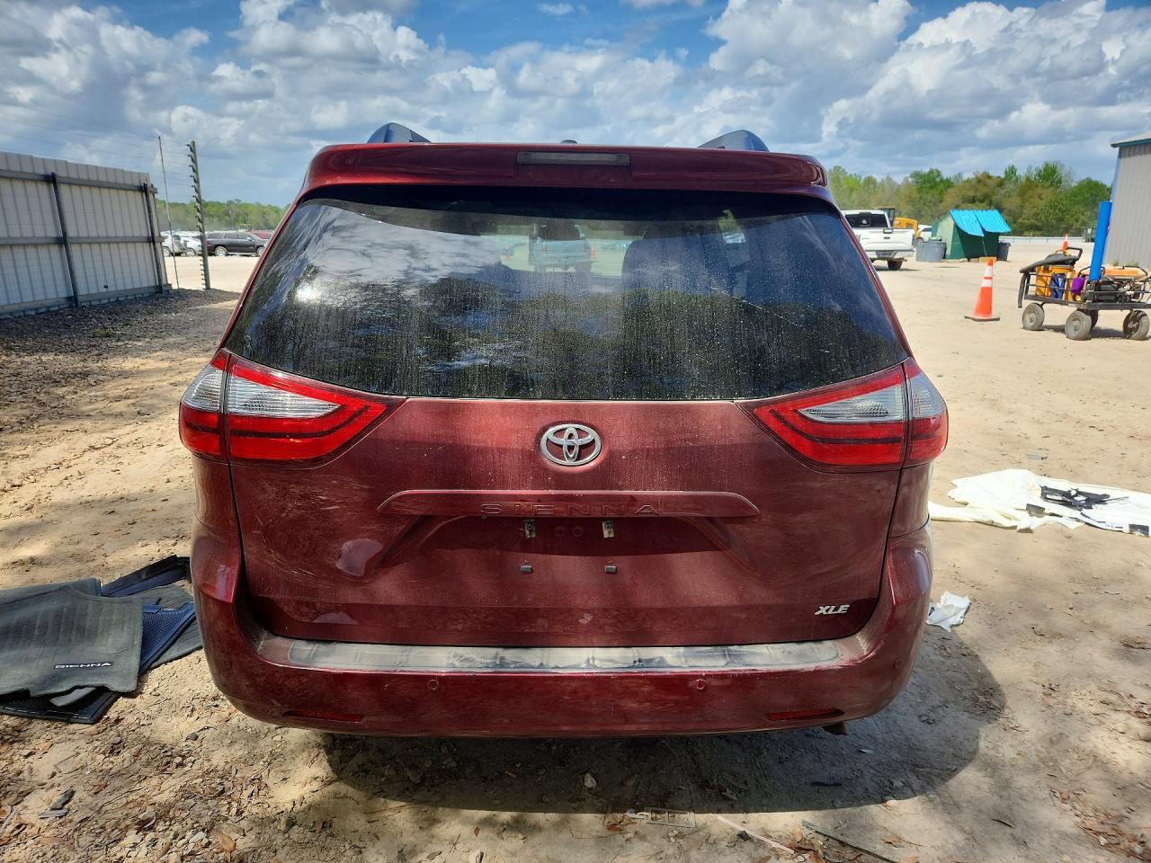 Toyota Sienna Xle Premium 8-passenger