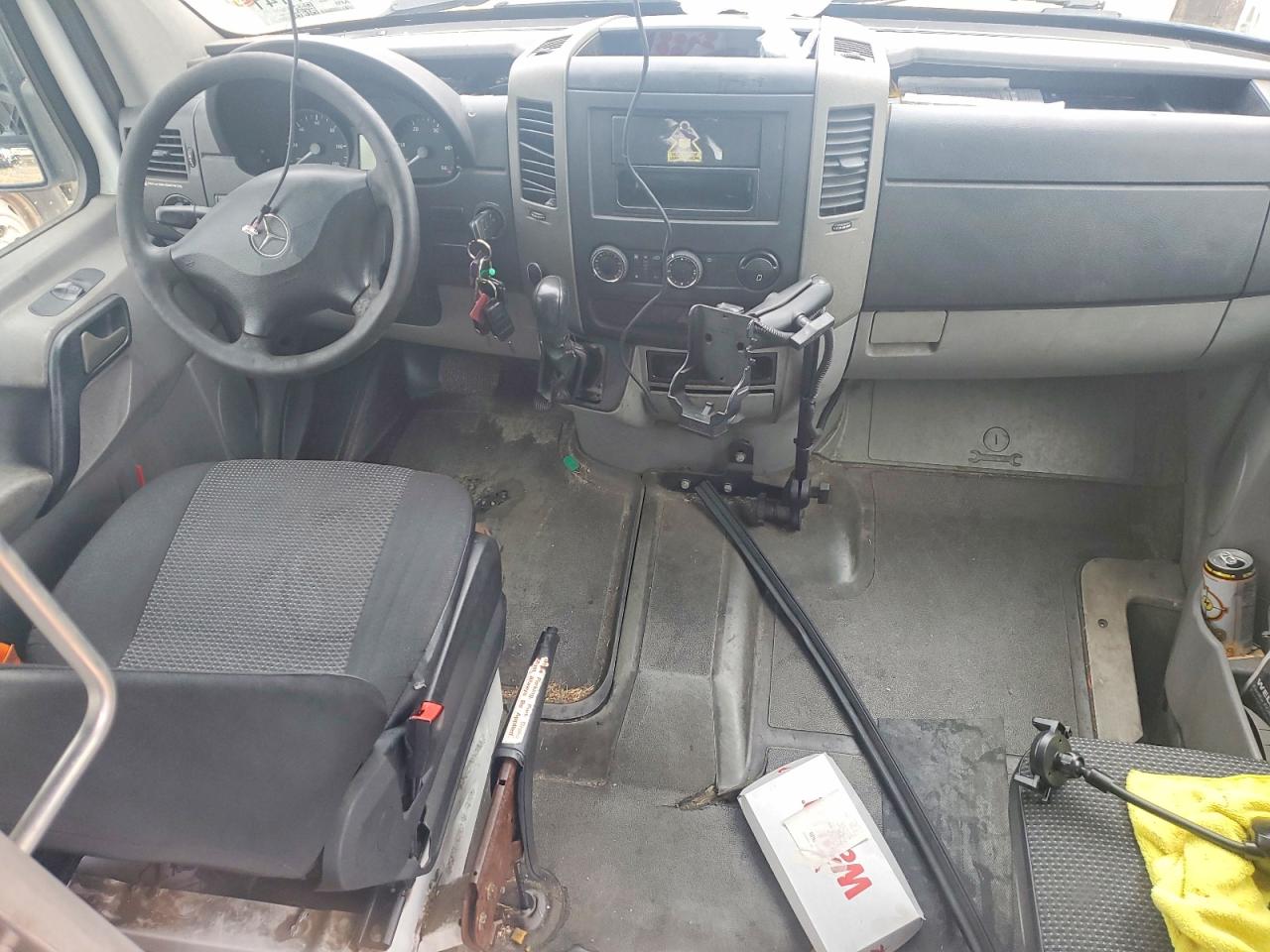 Mercedes-Benz Sprinter 2500