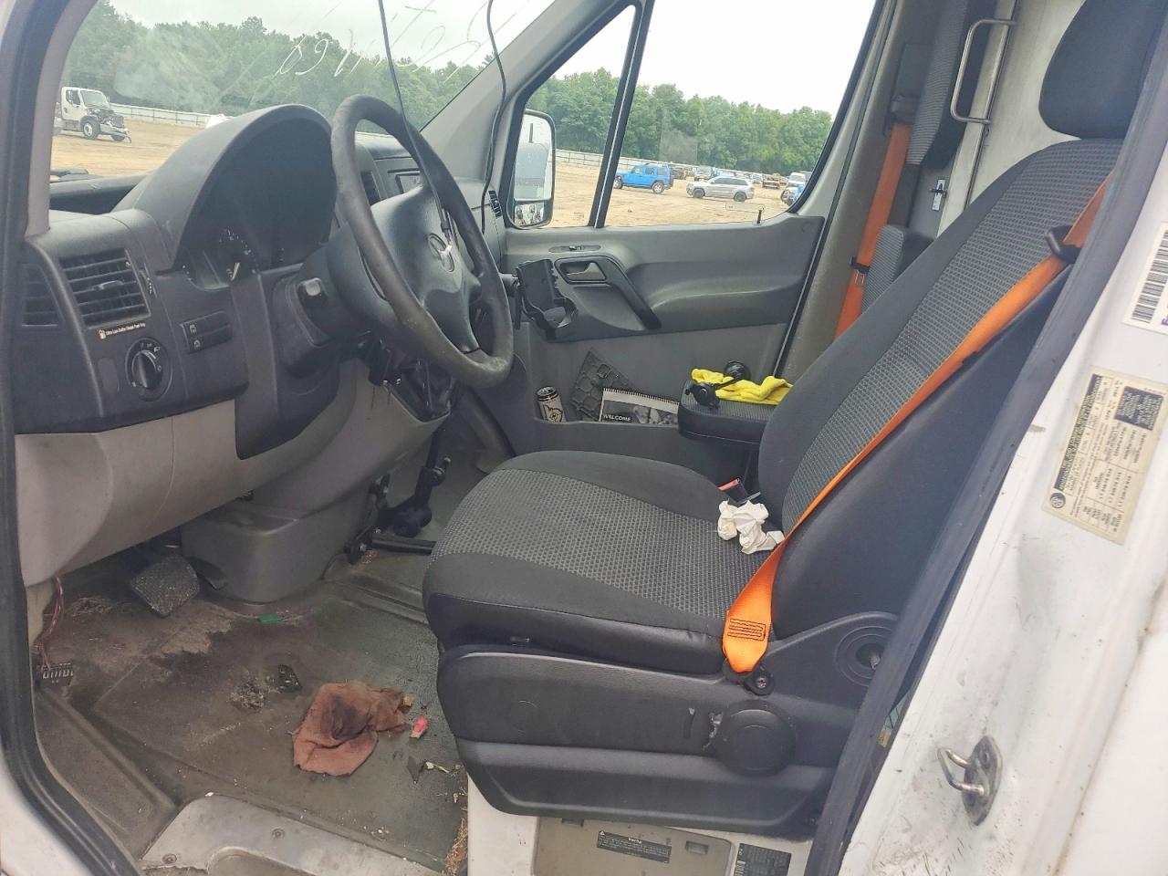 Mercedes-Benz Sprinter 2500