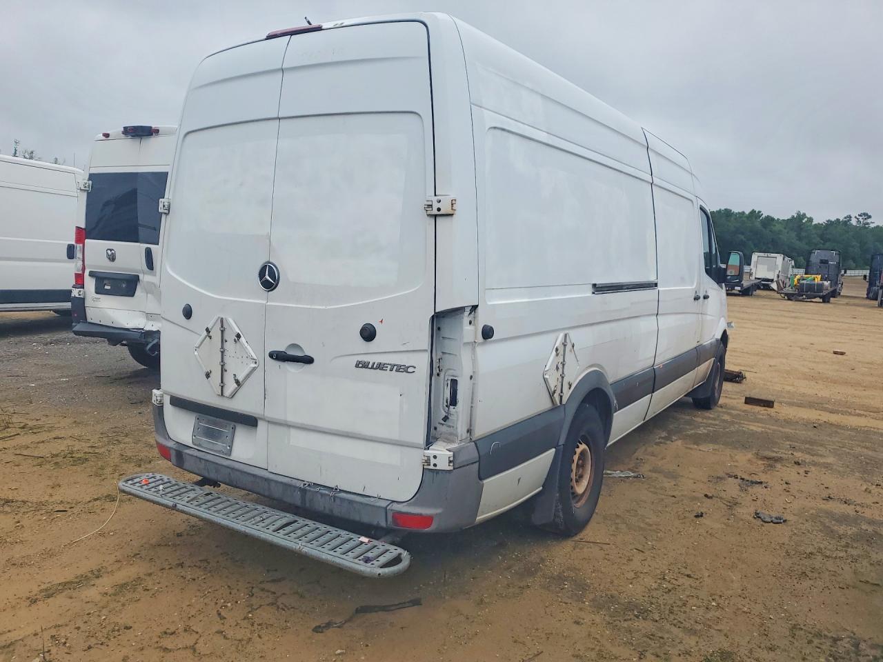Mercedes-Benz Sprinter 2500