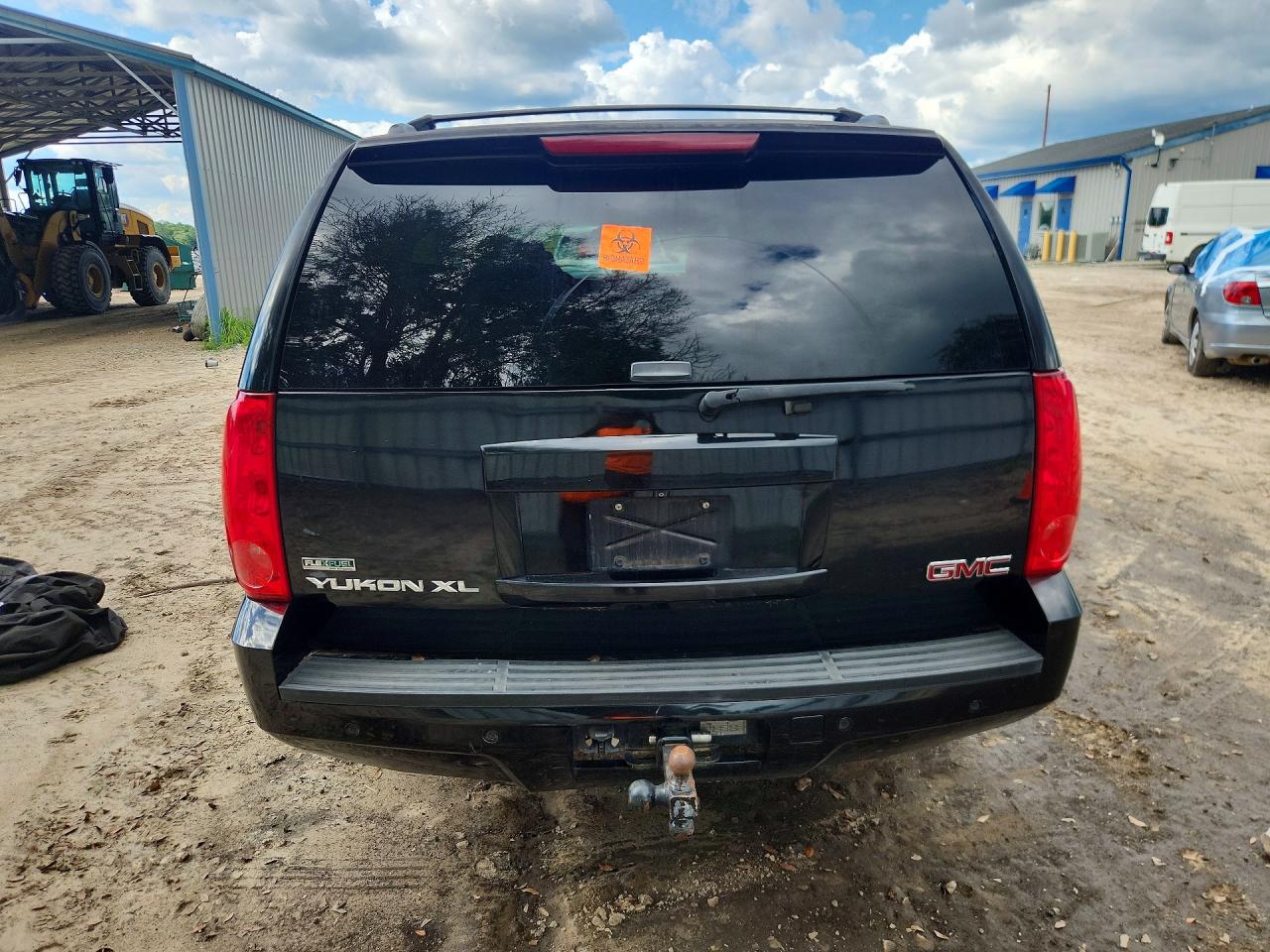 GMC Yukon C1500
