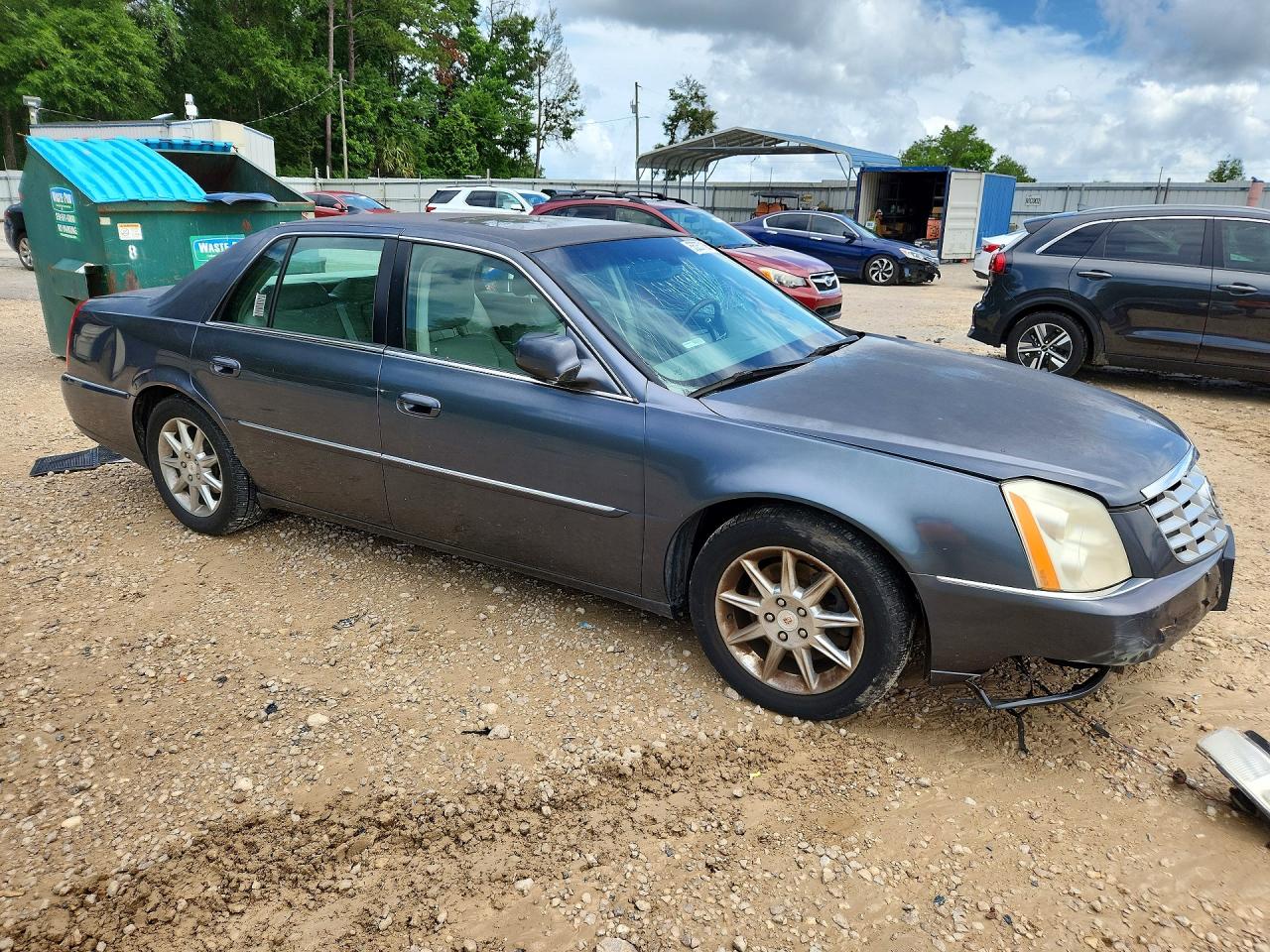 Cadillac DTS Luxury Collection