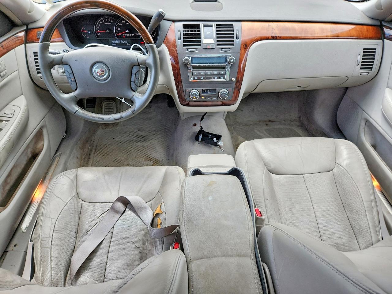 Cadillac DTS Luxury Collection