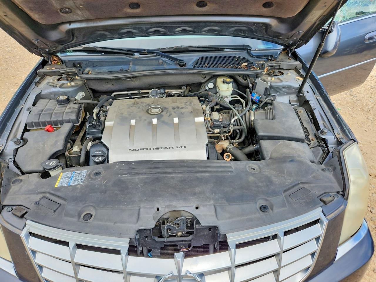 Cadillac DTS Luxury Collection