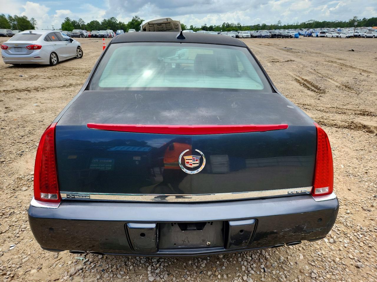 Cadillac DTS Luxury Collection