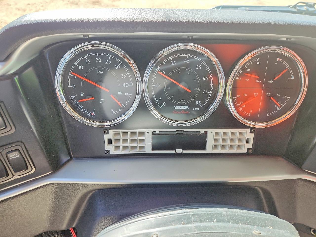 Freightliner Chassis Xc