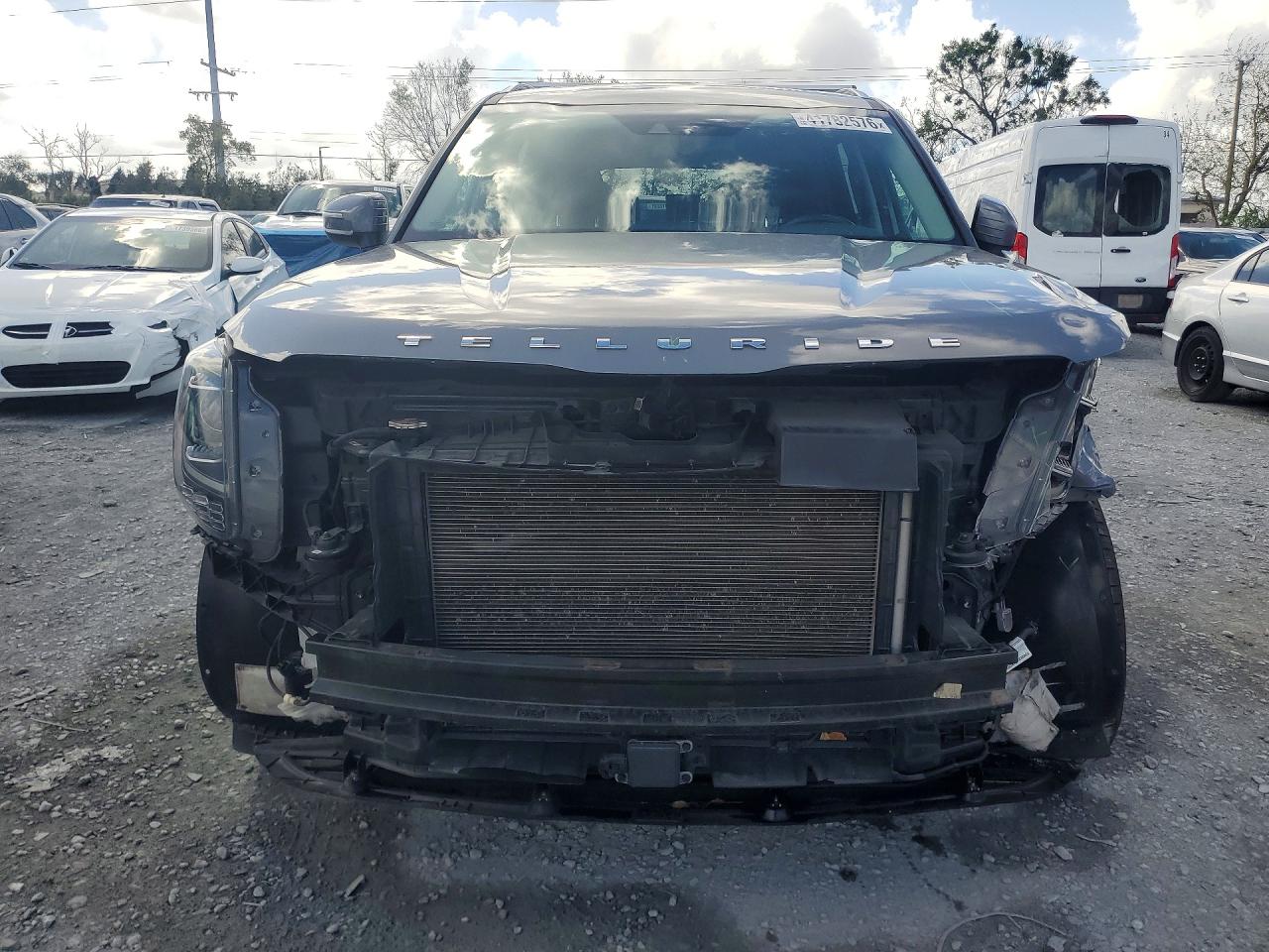 Kia Telluride S